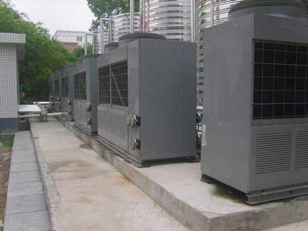 空气能热水器安装在哪里比较合适？