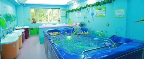 多大功率的空气能热水器才适合自己的婴儿游泳馆？