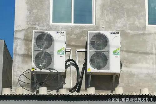 空气能热泵供暖系统用电量影响因素