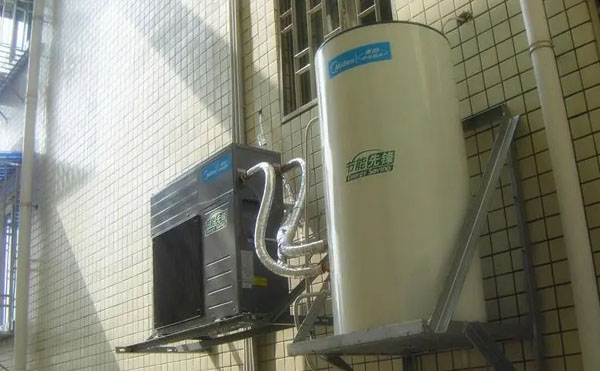 谁用过空气能热水器一直插着电，会耗电吗?