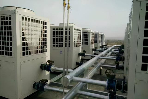 空气源热泵防冻措施(空气源热泵低温下运行怎么防冻坏)
