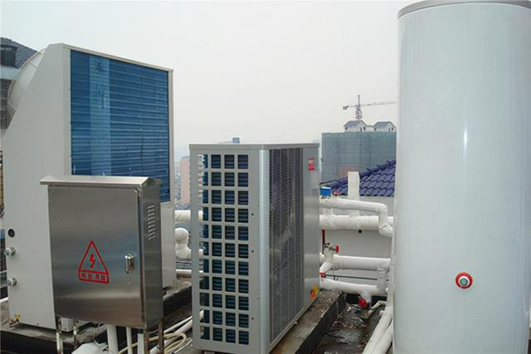 空气源热泵防冻措施(空气源热泵低温下运行怎么防冻坏)