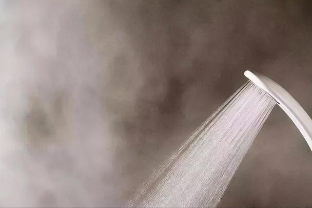空气能和其他热水器哪个比较实用?