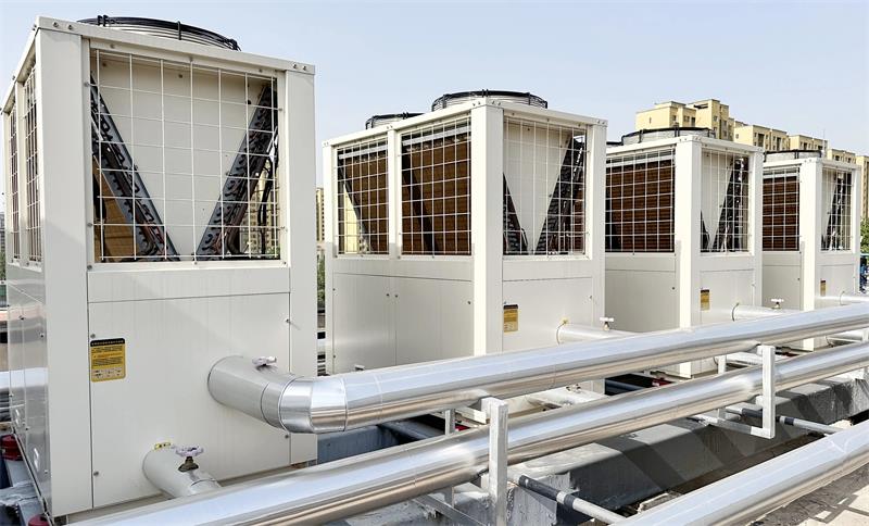 用空气能热泵热水器打造高品质度假村