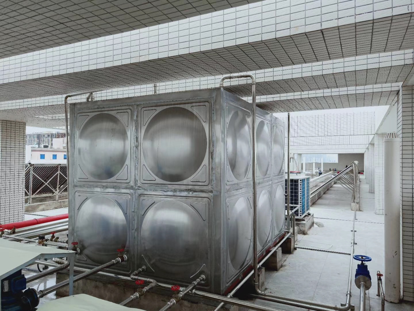 惠州商用空气能生产企业，校园浴场热水项目选型